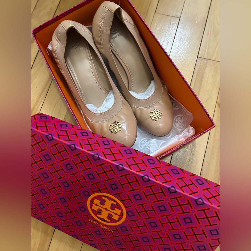 Tori Burch Jolie Ballet Flat Beige Tan Size 10